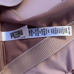 Victoria Sport Sports bra never worn